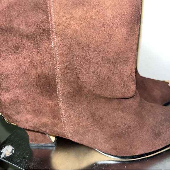 NWT/NIB Jasmin low heel brown suede shoe boots with gold toe and heel, size 6.5 - Picture 8 of 13